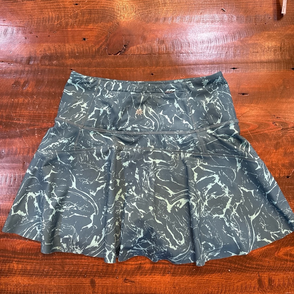 Athleta Teal and Light Blue Marble Skort - Picture 2 of 4
